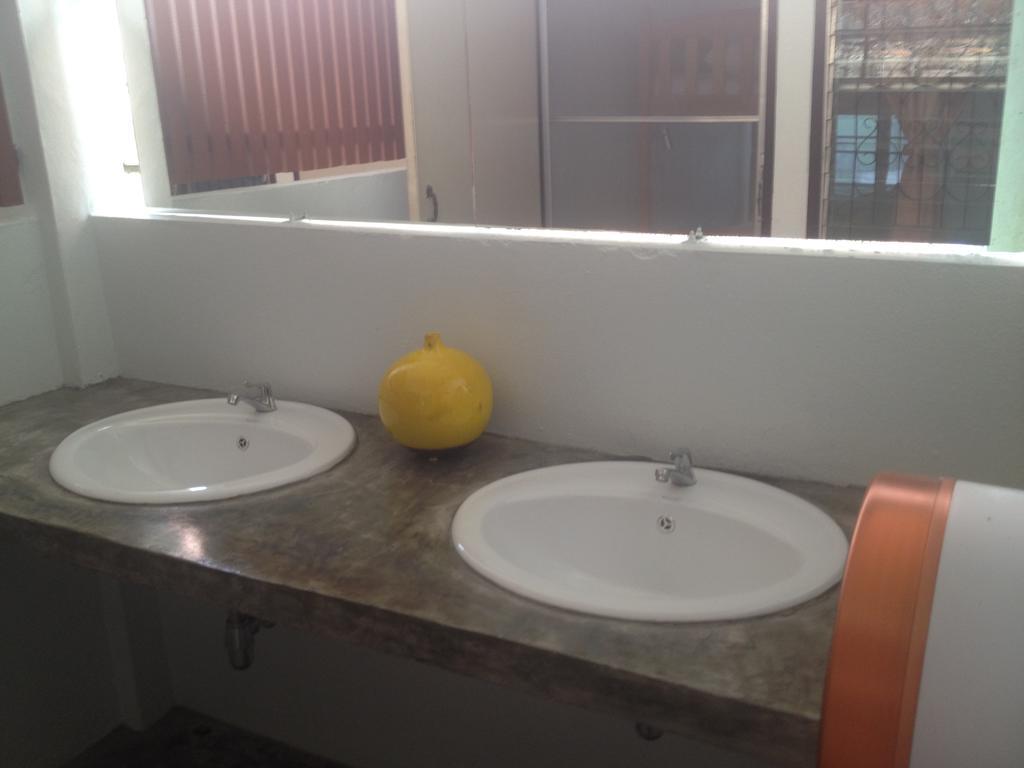 צ'יאנג ריי Baan Bua Guest House מראה חיצוני תמונה
