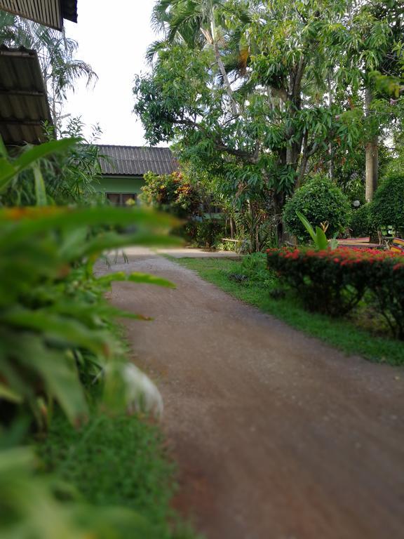 צ'יאנג ריי Baan Bua Guest House מראה חיצוני תמונה