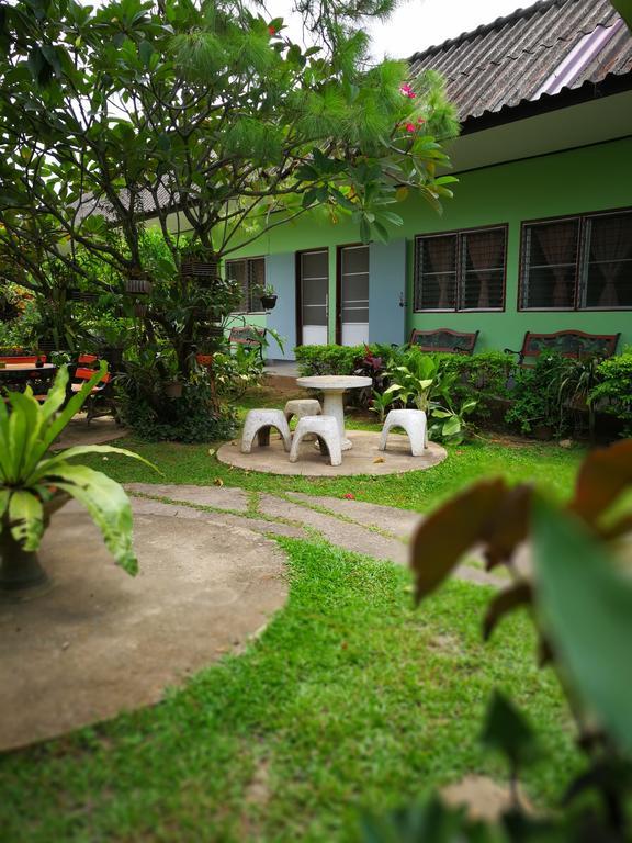 צ'יאנג ריי Baan Bua Guest House מראה חיצוני תמונה