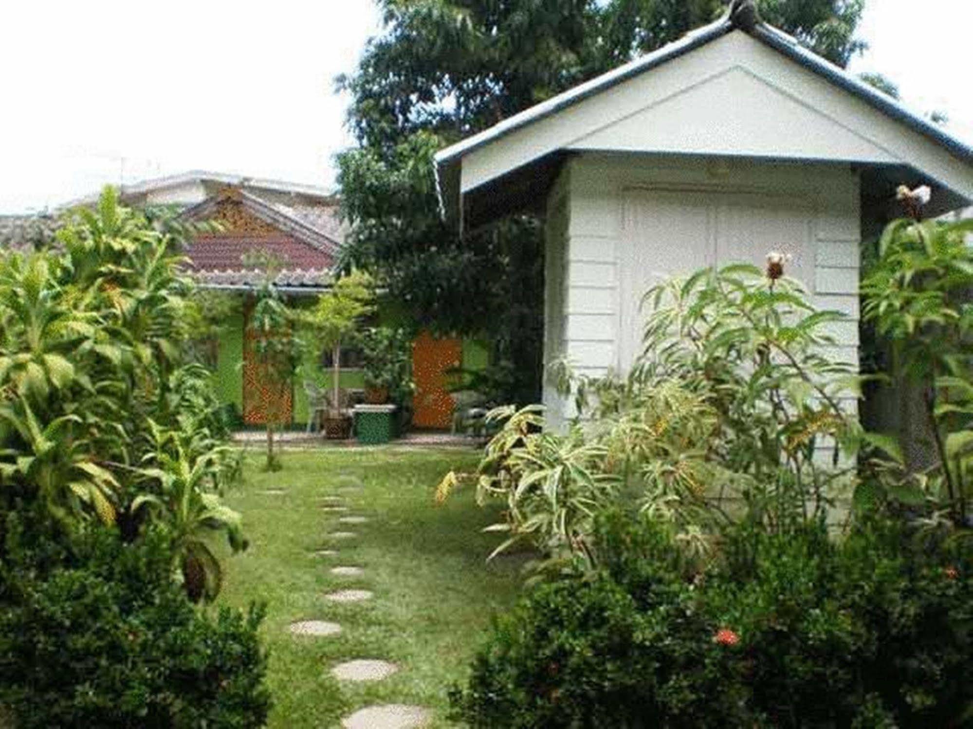צ'יאנג ריי Baan Bua Guest House מראה חיצוני תמונה