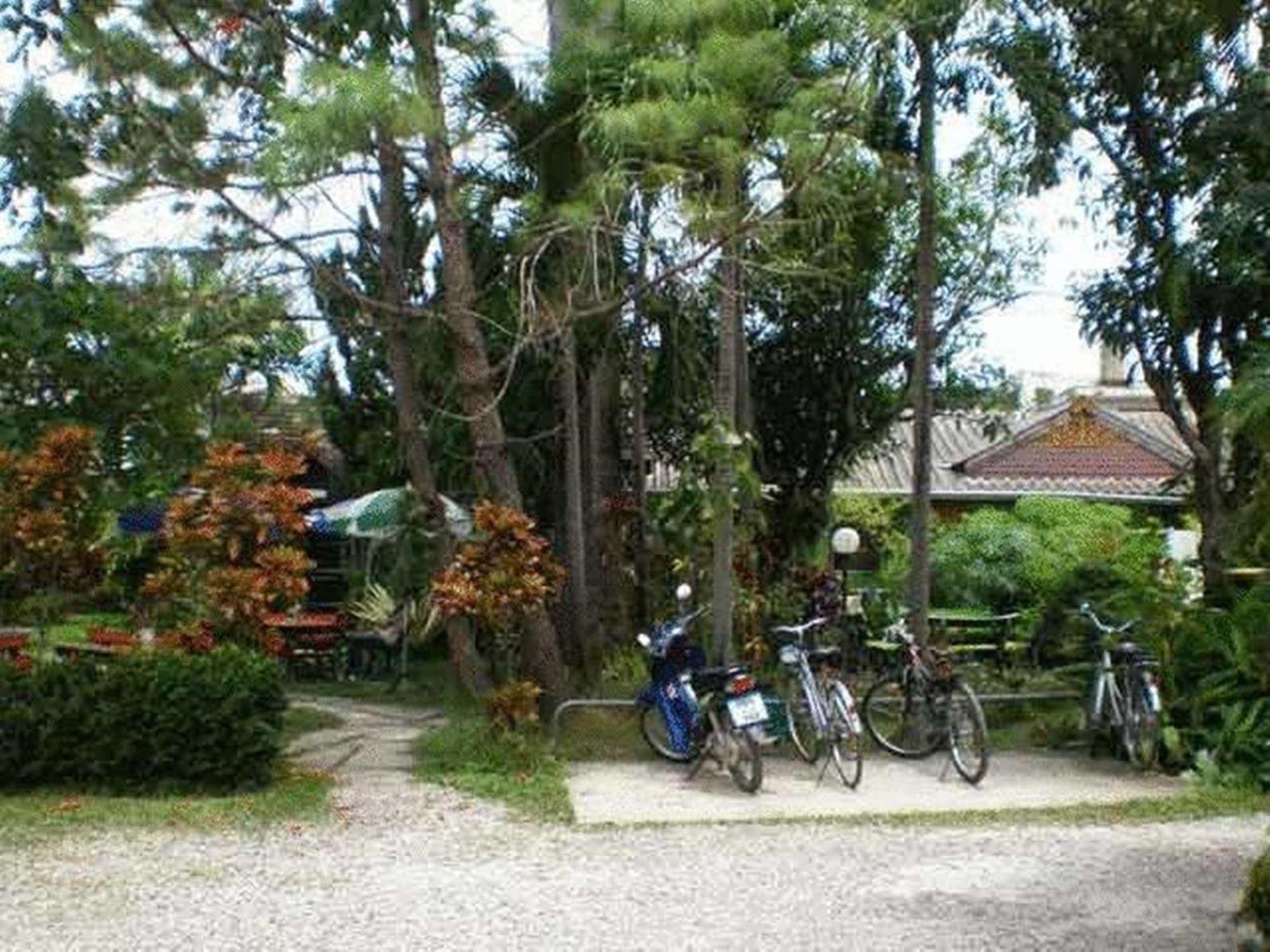 צ'יאנג ריי Baan Bua Guest House מראה חיצוני תמונה